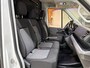 Volkswagen Crafter 2.0 TDI L3H2 140PK | Airco | Cruise Control | Multifunctioneel Stuurwiel | Trekhaak | Bluetooth |