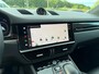 Porsche Cayenne E-HYBRID PLATINUM EDITION LUCHTVERING 22 INCH 3D-VIEW