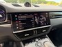 Porsche Cayenne E-HYBRID PLATINUM EDITION LUCHTVERING 22 INCH 3D-VIEW
