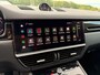 Porsche Cayenne E-HYBRID PLATINUM EDITION LUCHTVERING 22 INCH 3D-VIEW