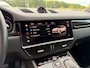Porsche Cayenne E-HYBRID PLATINUM EDITION LUCHTVERING 22 INCH 3D-VIEW
