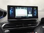 Peugeot 3008 1.6 HYbrid 225 Allure Sport 225Pk Automaat (APPLE CARPLAY, GROOT NAVI, 360 CAMERA, GETINT GLAS, SPORTSTOELEN, LEDER, ZWART HEMEL, LANE ASSIST, NIEUWSTAAT)