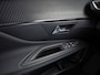 Peugeot 3008 1.6 HYbrid 225 Allure Sport 225Pk Automaat (APPLE CARPLAY, GROOT NAVI, 360 CAMERA, GETINT GLAS, SPORTSTOELEN, LEDER, ZWART HEMEL, LANE ASSIST, NIEUWSTAAT)
