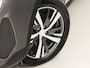 Peugeot 3008 1.6 HYbrid 225 Allure Sport 225Pk Automaat (APPLE CARPLAY, GROOT NAVI, 360 CAMERA, GETINT GLAS, SPORTSTOELEN, LEDER, ZWART HEMEL, LANE ASSIST, NIEUWSTAAT)