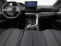 Peugeot 3008 1.6 HYbrid 225 Allure Sport 225Pk Automaat (APPLE CARPLAY, GROOT NAVI, 360 CAMERA, LEDER, SPORTSTOELEN, KEYLESS, GETINT GLAS, ZWART HEMEL, NIEUWSTAAT)