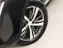 Peugeot 3008 1.6 HYbrid 225 Allure Sport 225Pk Automaat (APPLE CARPLAY, GROOT NAVI, 99% SOH, 360 CAMERA, LEDER, SPORTSTOELEN, ZWART HEMEL, GETINT GLAS, NIEUWSTAAT)