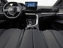 Peugeot 3008 1.6 HYbrid 225 Allure Sport 225Pk Automaat (APPLE CARPLAY, GROOT NAVI, KEYLESS, LEDER, 360 CAMERA, SPORTSTOELEN, ZWART HEMEL, GETINT GLAS, NIEUWSTAAT)
