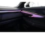 Lynk & Co 08 More - Panorama/schuifdak - Cruise Control Adaptief - BLIS - 360º Camera - Harman/Kardon audio - Verwarmde voorstoelen - Parkeersensoren voor & achter - Elektr. bedienb. bestuurdersstoel - Draadloze tel. lader - Extra getint glas - 21' LMV