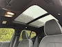 Volvo XC40 B4 Plus Black Edition | Pano dak | 360 camera | Trekhaak | Bliss | Keyless | Elektrische stoelen | Harman / kardon audio | Stuur en stoel verwarming | Cruise control |