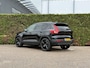 Volvo XC40 B4 Plus Black Edition | Pano dak | 360 camera | Trekhaak | Bliss | Keyless | Elektrische stoelen | Harman / kardon audio | Stuur en stoel verwarming | Cruise control |