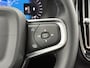 Volvo XC40 B4 Plus Black Edition | Pano dak | 360 camera | Trekhaak | Bliss | Keyless | Elektrische stoelen | Harman / kardon audio | Stuur en stoel verwarming | Cruise control |