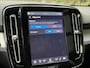 Volvo XC40 B4 Plus Black Edition | Pano dak | 360 camera | Trekhaak | Bliss | Keyless | Elektrische stoelen | Harman / kardon audio | Stuur en stoel verwarming | Cruise control |