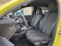 Peugeot 208 1.2 Hybrid 145 e-DCS6 GT | 1/3 – 2/3 neerklapbare achterbank | 6 airbags (adaptieve front-, zij- en window-airbags) | Achterspoiler