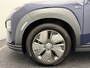 Hyundai Kona Electric EV Fashion 64 kWh 3-Fase SOH 94,9% | Warmtepomp | Camera | Navigatie | Head-Up Display