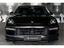 Porsche Cayenne Coupé 4.0 Turbo GT Carbon|Manufaktur|Ceramic|Burmester 3D|Stoelventilatie|18-voudig|Innodrive|Softclose|360°|Keyless|HUD|Approved t/m 06-08-2027|New service