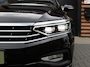 Volkswagen Passat Variant 1.5 TSI R-Line Business + NL-auto NAP LEER TREKHAAK I 1ste eig. I 2X R-line I Keyless I  I 17" I Virtual I Camera I Leer I Trekhaak I Winterpakket I