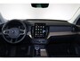 Volvo XC90 T8 Recharge AWD Ultra Dark - Luchtvering - Panorama/schuifdak - IntelliSafe Assist & Surround - 360º Camera - Harman/Kardon audio - Verwarmde voorstoelen, stuur & achterbank - Parkeersensoren voor & achter - Elektr. bedienb. voorstoelen met geheugen - Head up display - Draadloze tel. lader - Extra getint glas - 21' LMV