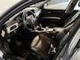 BMW 3-Serie Touring 318i Corporate Lease Luxury Line NAVI PSENSOR LEDER TREKHAAK 2 X SLEUTELS