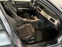 BMW 3-Serie Touring 318i Corporate Lease Luxury Line NAVI PSENSOR LEDER TREKHAAK 2 X SLEUTELS