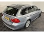 BMW 3-Serie Touring 318i Corporate Lease Luxury Line NAVI PSENSOR LEDER TREKHAAK 2 X SLEUTELS