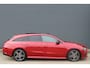 Mercedes-Benz CLA Shooting Brake 200 Business Solution AMG Panoramadak Sfeerverlichting Camera