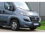 Fiat Ducato 35 2.2 MultiJet L2H2 in Nieuwstaat |Trekhaak |Camera |Dode-hoek sensoren |Cruise |Carplay |Android auto |3500 KG |1e eigenaar |Climate control |EURO6 |140 pk |Mooie camperbasis