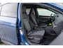 Volkswagen Golf GTE 1.5 eHybrid 272pk | Panoramadak | 19" Velgen | Adaptief Onderstel | Stoelverwarming | Camera |