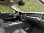 Volvo V60 B4 Plus Dark | Pano dak | Trekhaak | Bliss | Keyless | Elektrische stoelen | Cruise control |