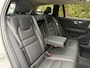 Volvo V60 B4 Plus Dark | Pano dak | Trekhaak | Bliss | Keyless | Elektrische stoelen | Cruise control |