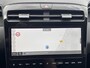 Hyundai Tucson 1.6 T-GDI PHEV Comfort Smart 4WD / 1.350 kg Afn. trekhaak / Dealer Onderhouden / Fabrieksgarantie tot 6-2029 / Accu SoH 89% / Elektrische klep / Stuur- en stoelverwarming / Navi / Apple Carplay Android / 19" LM wielen /