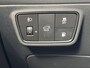 Hyundai Tucson 1.6 T-GDI PHEV Comfort Smart 4WD / 1.350 kg Afn. trekhaak / Dealer Onderhouden / Fabrieksgarantie tot 6-2029 / Accu SoH 89% / Elektrische klep / Stuur- en stoelverwarming / Navi / Apple Carplay Android / 19" LM wielen /