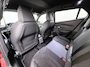 Peugeot e-2008 GT Pack 50 kWh | Accu 93% | Navigatie | Camera achter | Parkeerhulp rondom | Alcantara bekleding | Cruise control adaptief | 18 inch lichtmetalen velgen | Apple Carplay en Android auto