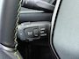 Peugeot e-2008 GT Pack 50 kWh | Accu 93% | Navigatie | Camera achter | Parkeerhulp rondom | Alcantara bekleding | Cruise control adaptief | 18 inch lichtmetalen velgen | Apple Carplay en Android auto