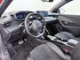 Peugeot e-2008 GT Pack 50 kWh | Navigatie | Camera achter | Parkeerhulp rondom | Alcantara bekleding | Cruise control adaptief | 18 inch lichtmetalen velgen | Apple Carplay en Android auto