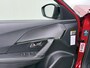 Peugeot e-2008 GT Pack 50 kWh | Navigatie | Camera achter | Parkeerhulp rondom | Alcantara bekleding | Cruise control adaptief | 18 inch lichtmetalen velgen | Apple Carplay en Android auto