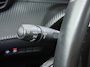 Peugeot e-2008 GT Pack 50 kWh | Accu 93% | Navigatie | Camera achter | Parkeerhulp rondom | Alcantara bekleding | Cruise control adaptief | 18 inch lichtmetalen velgen | Apple Carplay en Android auto