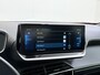 Peugeot e-2008 GT Pack 50 kWh | Navigatie | Camera achter | Parkeerhulp rondom | Alcantara bekleding | Cruise control adaptief | 18 inch lichtmetalen velgen | Apple Carplay en Android auto