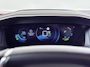 Peugeot e-2008 GT Pack 50 kWh | Accu 93% | Navigatie | Camera achter | Parkeerhulp rondom | Alcantara bekleding | Cruise control adaptief | 18 inch lichtmetalen velgen | Apple Carplay en Android auto