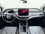 Skoda Enyaq iV 80 204PK Warmtepomp Trekhaak SOH 92% Camera 3-Zone Ecc Stoel+Stuur+Achterbankverwarming Navi Apple Carplay Android Auto P-Assist Pdc Lmv Led Isofix Cruise Control Keyless-go Rijstrooksensor met correctie 1.000KG Trekgewicht 1e Eigenaar Origineel Nederlandse Auto