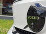 Volvo EX40 252PK Extended Range Plus Black Ed. 82 kWh | BLIS | ACC | PDC V+A | Pano | Verwarm. Stoelen/Stuur | Warmtepomp |