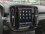 Volvo EX40 252PK Extended Range Plus Black Ed. 82 kWh | BLIS | ACC | PDC V+A | Pano | Verwarm. Stoelen/Stuur | Warmtepomp |