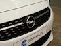 Opel Corsa 1.2 Elegance Afneembare Trekhaak | Panorama Dak | Camera | Stuur & Stoelverwarming | Camera | Parkeersensoren Rondom | Achteruitrijcamera | Afneembare trekhaak | Afwijkende dakkleur