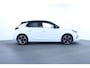 Opel Corsa 1.2 Elegance Afneembare Trekhaak | Panorama Dak | Camera | Stuur & Stoelverwarming | Camera | Parkeersensoren Rondom | Achteruitrijcamera | Afneembare trekhaak | Afwijkende dakkleur