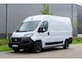 Fiat Ducato 35 2.2 MultiJet L2H2 140 pk |1e eigenaar |Topstaat |Expeditie Grijs |Carplay |Android auto |Cruise |Climate control |Parkeersensoren |Betimmering