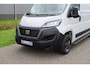 Fiat Ducato 35 2.2 MultiJet L2H2 140 pk |1e eigenaar |Topstaat |Expeditie Grijs |Carplay |Android auto |Cruise |Climate control |Parkeersensoren |Betimmering