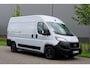 Fiat Ducato 35 2.2 MultiJet L2H2 140 pk |1e eigenaar |Topstaat |Expeditie Grijs |Carplay |Android auto |Cruise |Climate control |Parkeersensoren |Betimmering