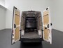 Volkswagen Crafter 2.0TDi 177PK DSG Automaat L3H3 | Standkachel | Navigatie | Camera | Multimedia | Airco | Cruise | Betimmering |