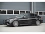 Mercedes-Benz C-klasse 300e AMG / SCHUIFDAK / C63 / LEDER / CAMERA / SFEERVERLICHTING / LED / 19"