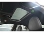 Mercedes-Benz C-klasse 300e AMG / SCHUIFDAK / C63 / LEDER / CAMERA / SFEERVERLICHTING / LED / 19"