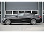 Mercedes-Benz C-klasse 300e AMG / SCHUIFDAK / C63 / LEDER / CAMERA / SFEERVERLICHTING / LED / 19"